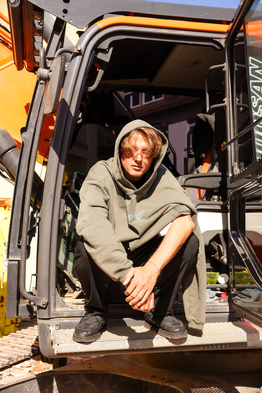 morten - Logo Hoodie Olive