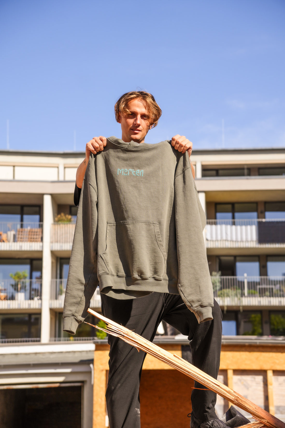 morten - Logo Hoodie Olive