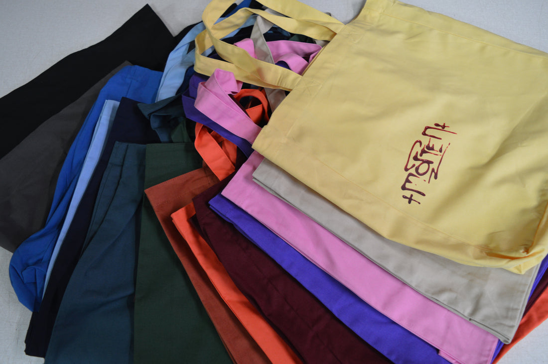 morten - Tote Bag Sriracha