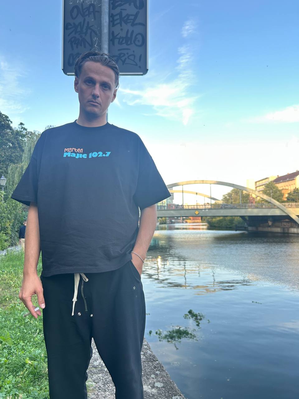 morten - Majic Shirt