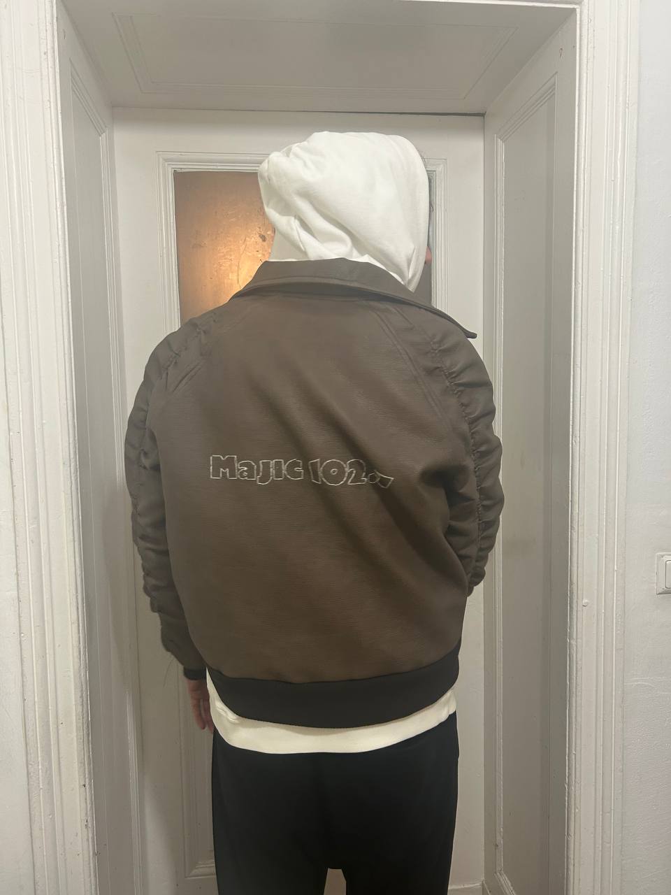 morten - Majic 102.7 Jacke