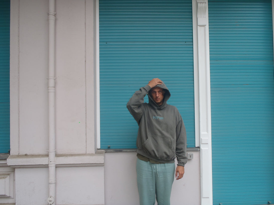 morten - Logo Hoodie Olive